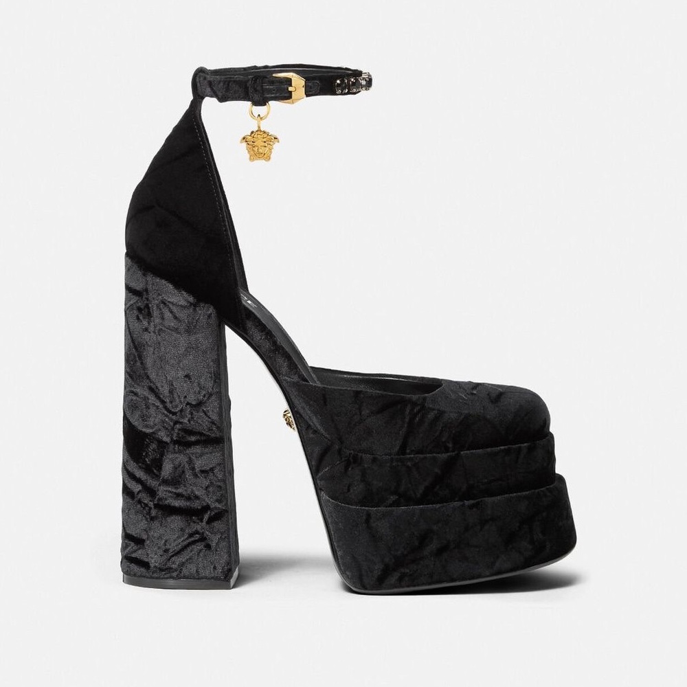 🛑SOLD🛑 New! VERSACE Logo Medusa Aevitas Crushed Velvet Platform Pumps - Picture 2 of 14